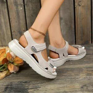 Silketo Elegant Gray Women's Sandals